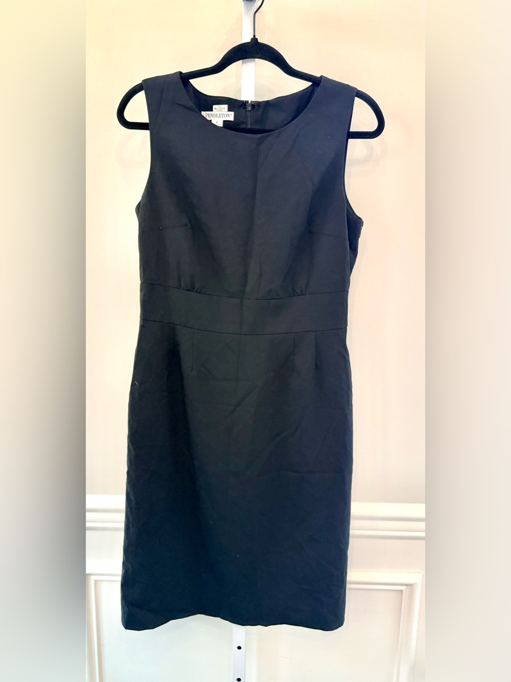 Pendleton Virgin Wool Sheath Dress Black Sleeveless Career Size 6